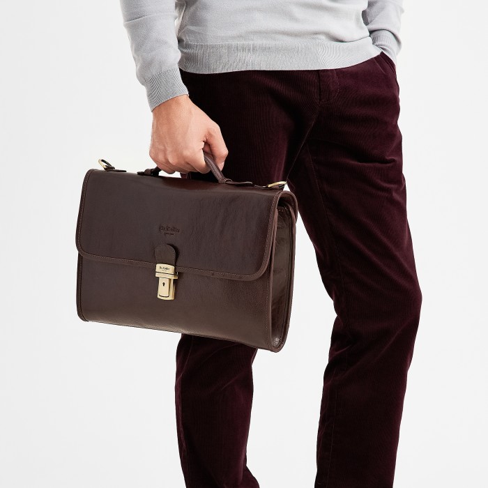 b393172-245-09 портфель по цене 37900 руб вид справа