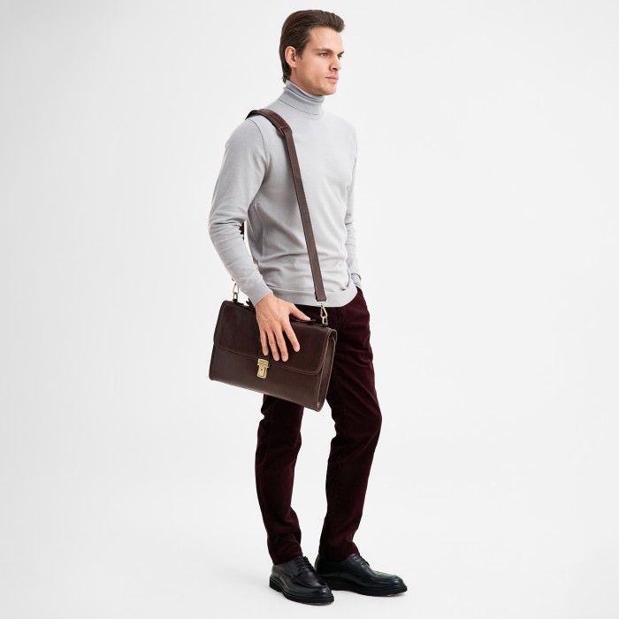 b393172-245-09 портфель из америки вид сбоку