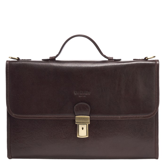 Товар коричневого цвета с внутренней стороны