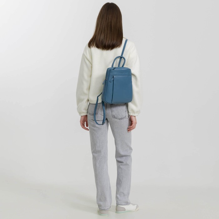 b402383-41-70 рюкзак по цене 26000 руб вид справа