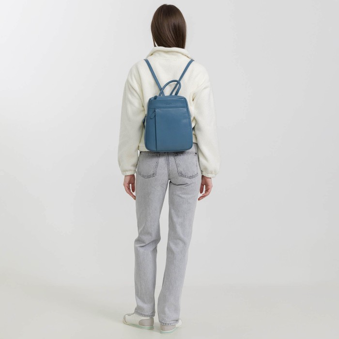 b402383-41-70 рюкзак из америки вид сбоку