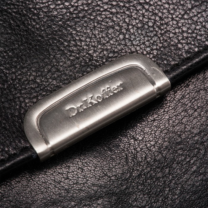 b402505-245-04 сумка-визитка от бренда dr.koffer вид слева