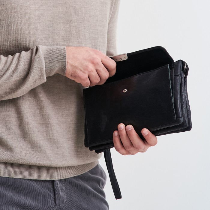 b402505-245-04 сумка-визитка по цене 23600 руб вид справа