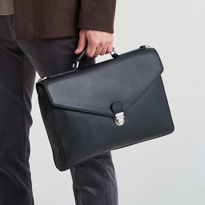 b402612-02-04 портфель из льна спереди