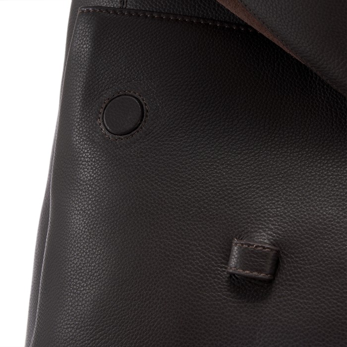 b402622-260-09 рюкзак от бренда dr.koffer вид слева