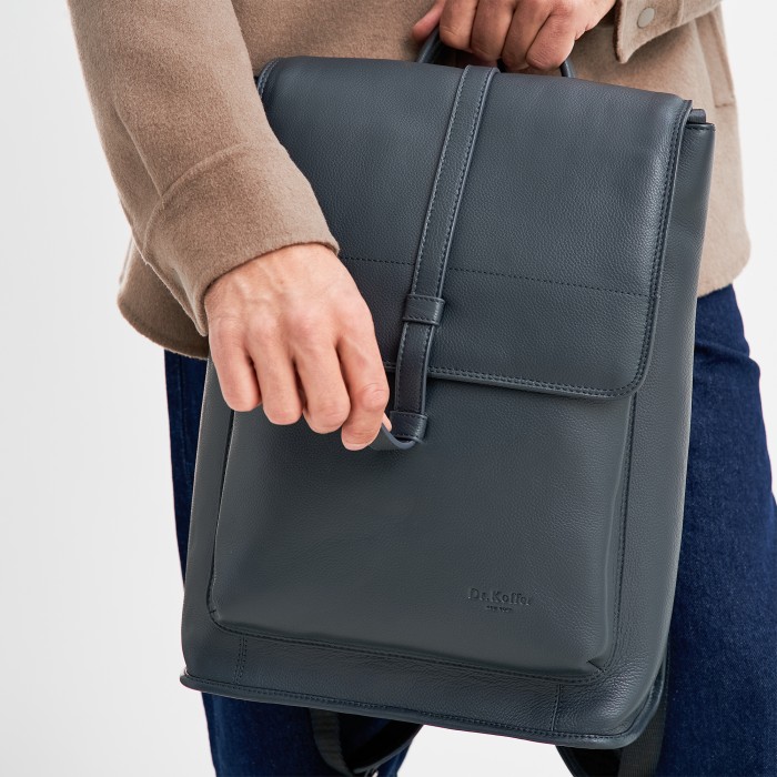 b402622-260-60 рюкзак из америки вид сбоку