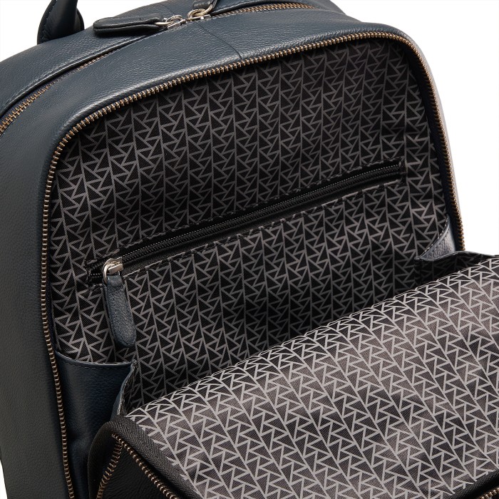 b402623-260-60 рюкзак от бренда dr.koffer вид слева