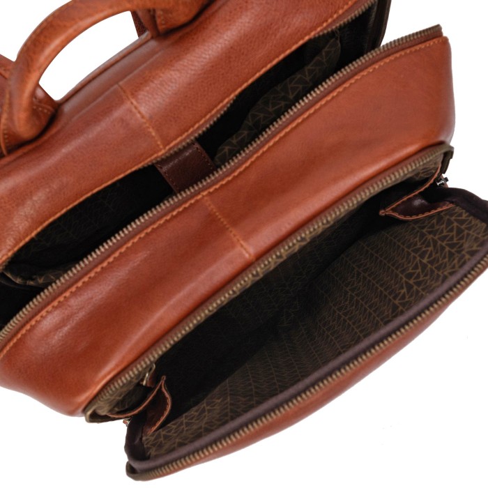 b402623-91-05 рюкзак из америки вид сбоку