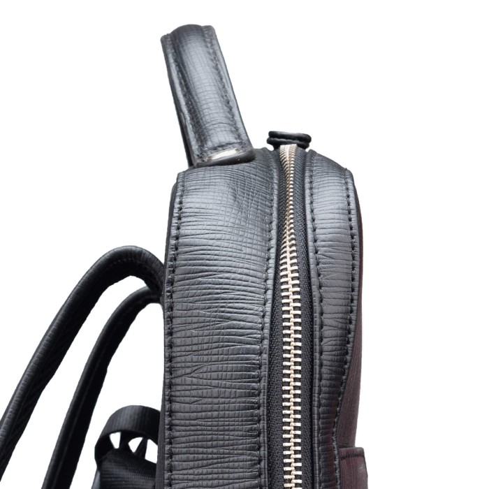 b402696-124-04 рюкзак по цене 35900 руб вид справа