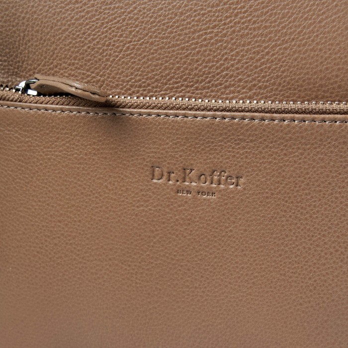 b402698-41-61 рюкзак повседневного стиля с лицевой стороны