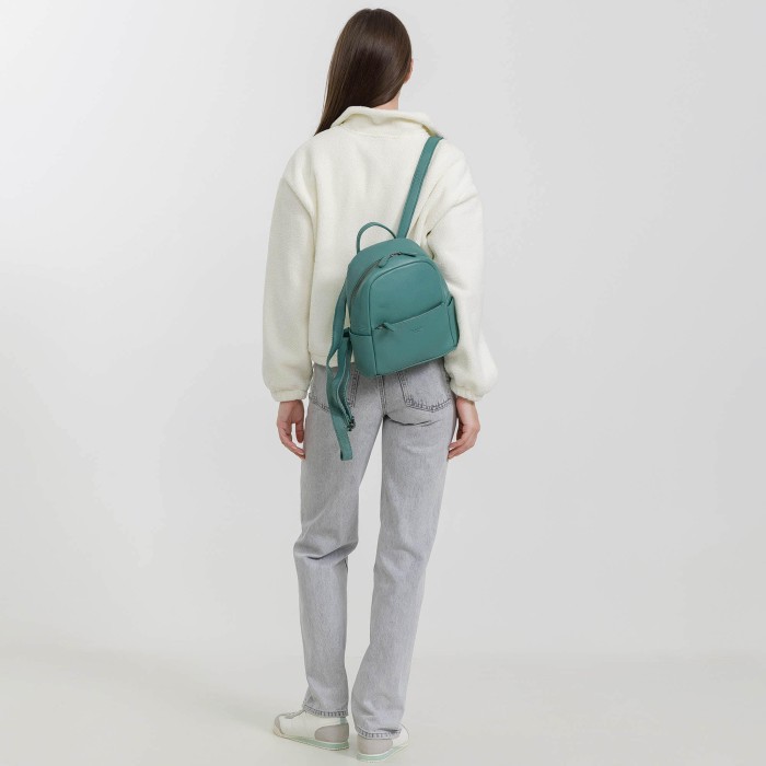 b402698-41-70 рюкзак по цене 19700 руб вид справа