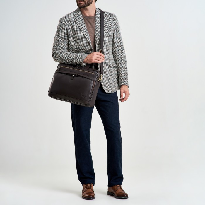 b402700-260-09 сумка для документов от бренда dr.koffer вид слева