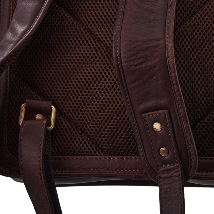 b402773-247-09 рюкзак из америки вид сбоку