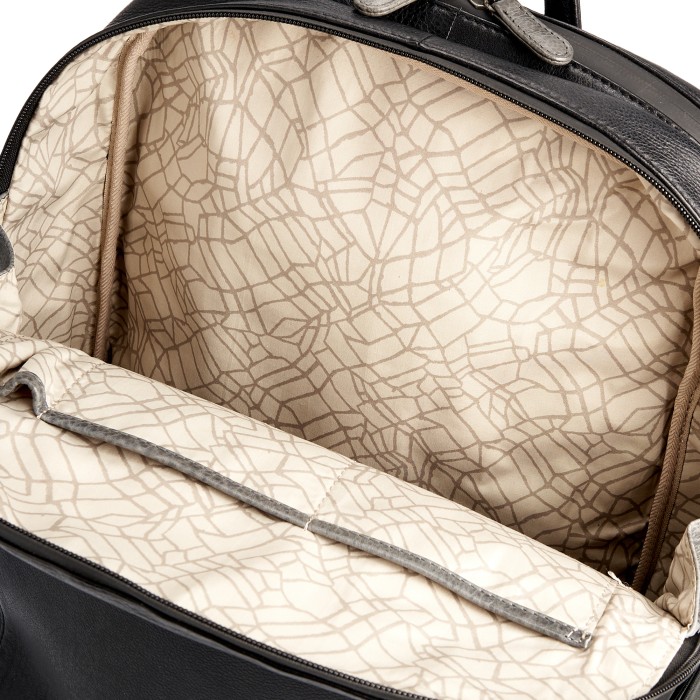 b402781-154-04_77 рюкзак по цене 37800 руб вид справа