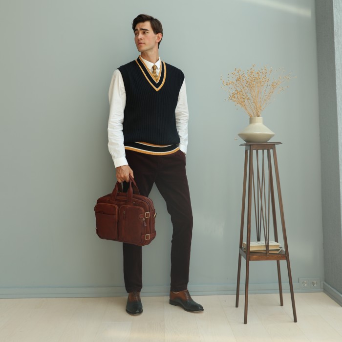 b402782-248-05 сумка для документов от бренда dr.koffer вид слева