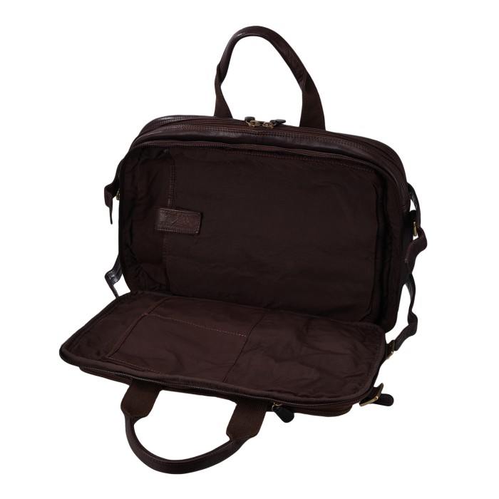 Товар коричневого цвета с внутренней стороны