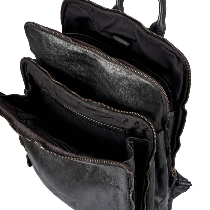 b402784-248-04 рюкзак из америки вид сбоку