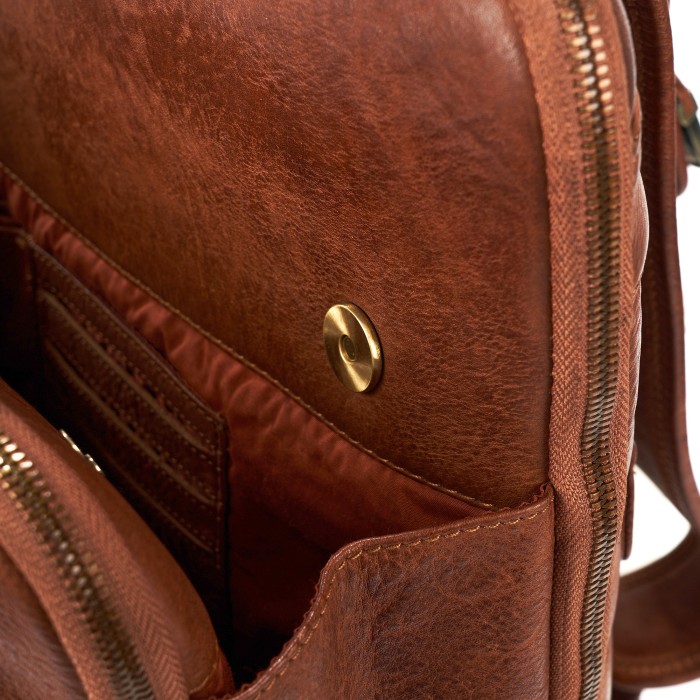 b402784-248-05 рюкзак от бренда dr.koffer вид слева