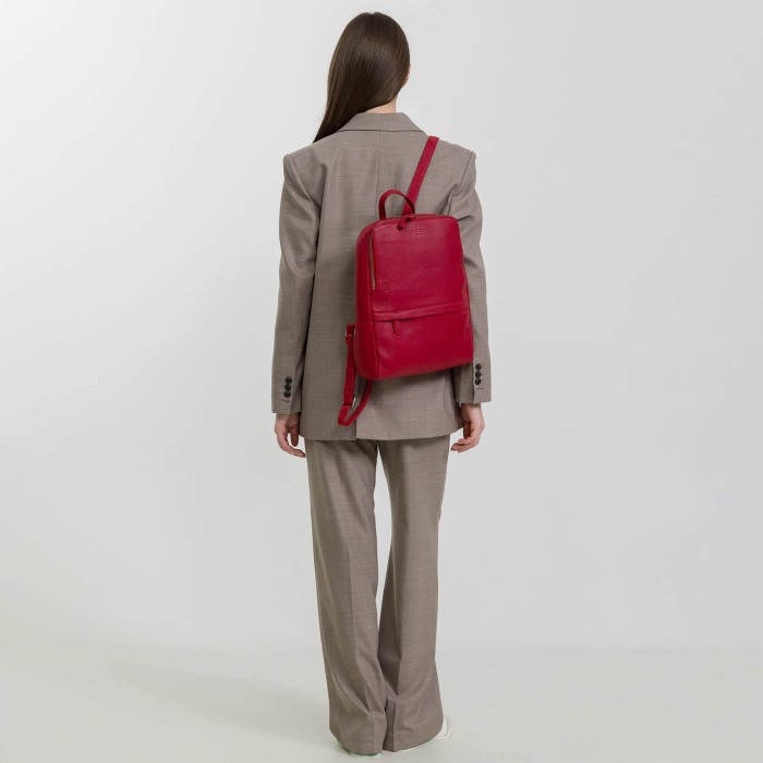 b402785-41-12 рюкзак из америки вид сбоку