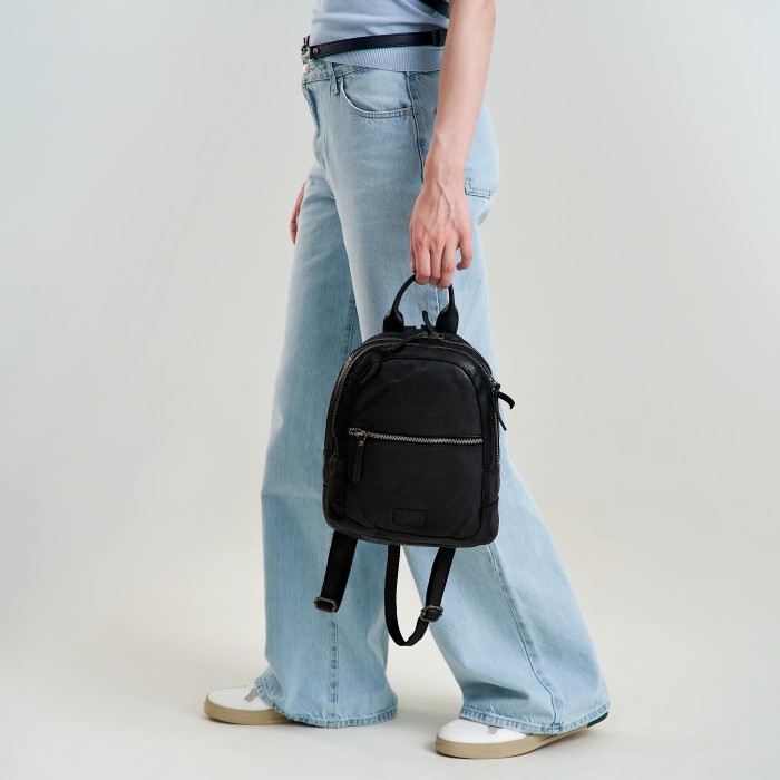 b402796-249-04 рюкзак по цене 22300 руб вид справа