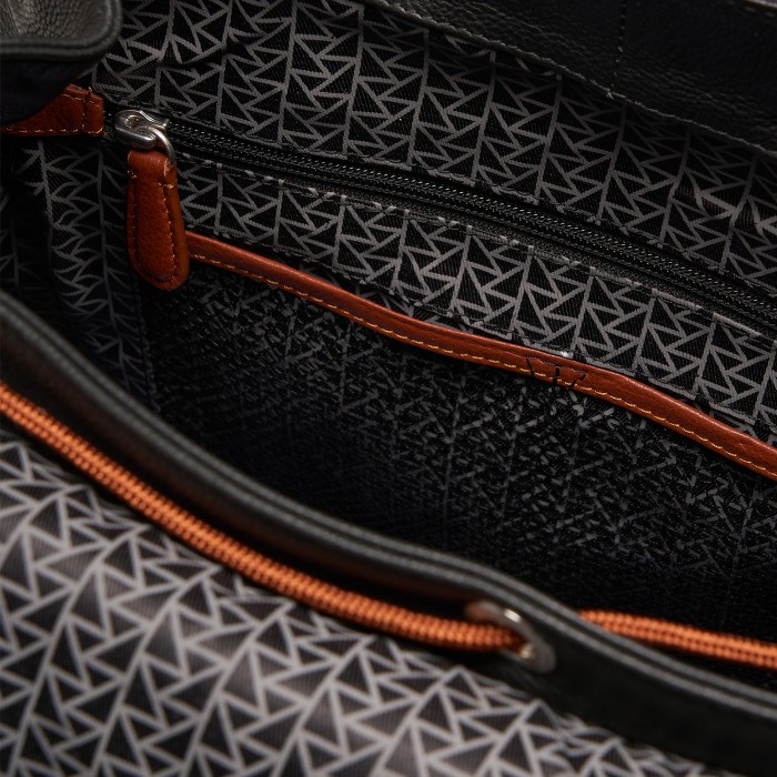 b402811-260-04_05 рюкзак из америки вид сбоку