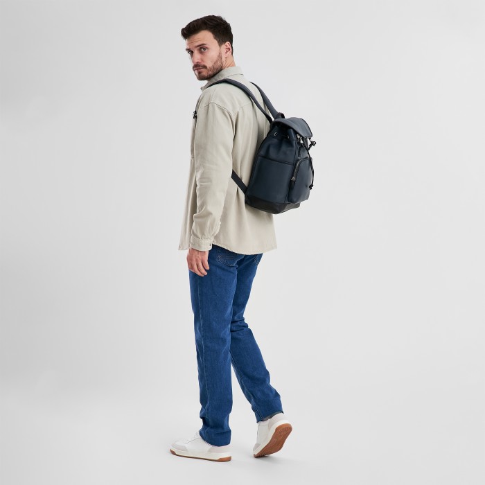 b402811-260-60_04 рюкзак из америки вид сбоку