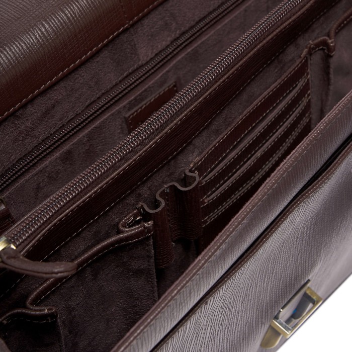 b402812-124-09 портфель для взрослого возраста с изнаночной стороны