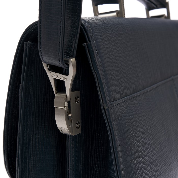 b402812-124-60 портфель от бренда dr.koffer вид слева