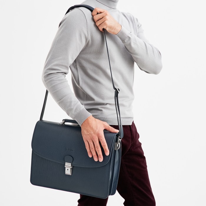 b402812-124-60 портфель из америки вид сбоку