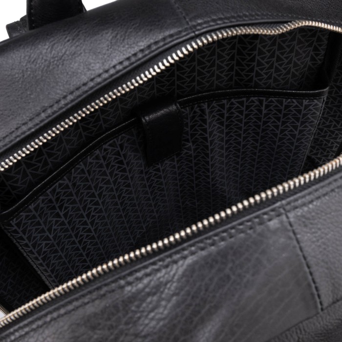 b402815-245-04 рюкзак из америки вид сбоку