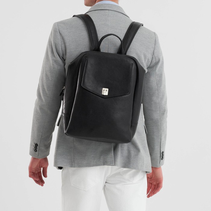 b402815-245-04 рюкзак повседневного стиля с лицевой стороны