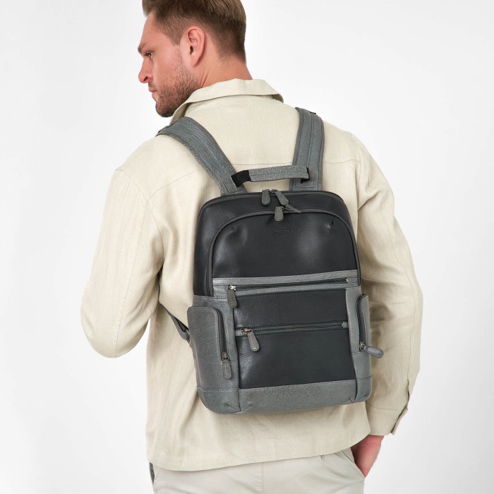 b402819-154-04_77 рюкзак повседневного стиля с лицевой стороны