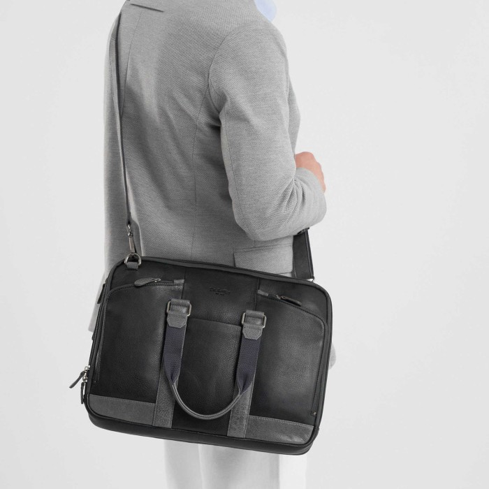 b402820-154-04_77 сумка для документов делового стиля с лицевой стороны