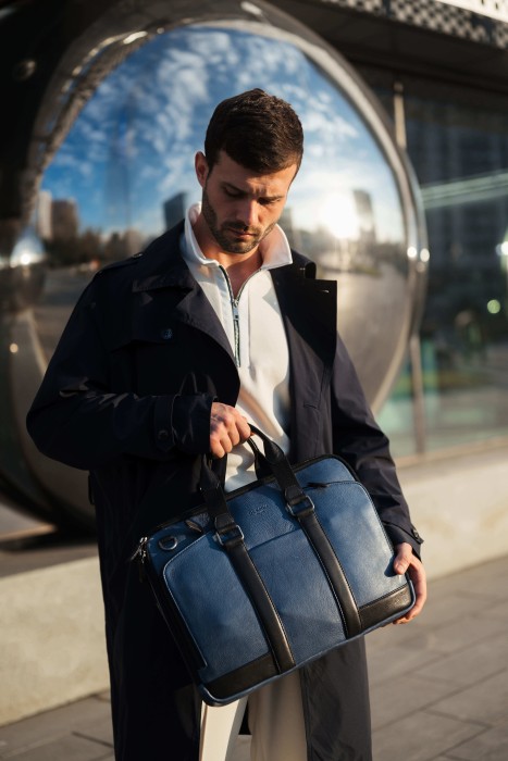 b402820-154-60_04 сумка для документов делового стиля с лицевой стороны