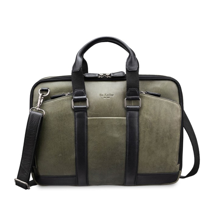 Товар зеленого цвета с внутренней стороны