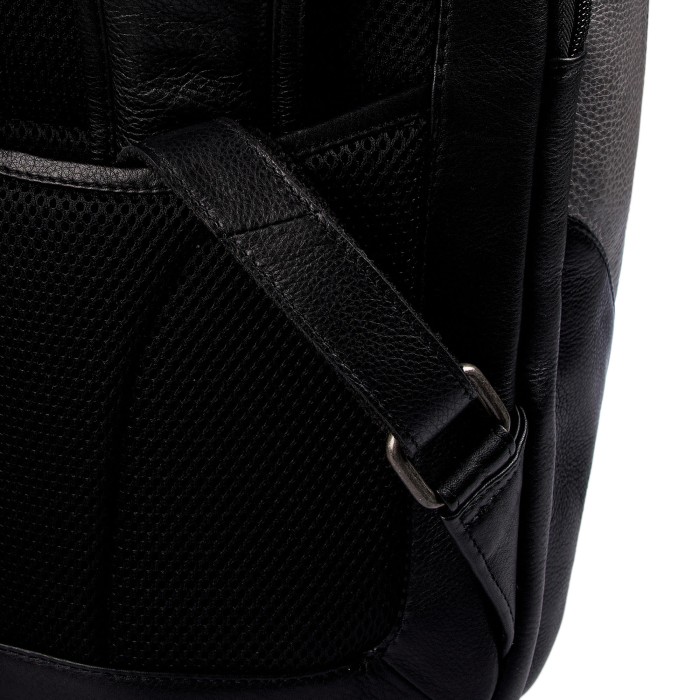 b402821-154-77_04 рюкзак по цене 42900 руб вид справа