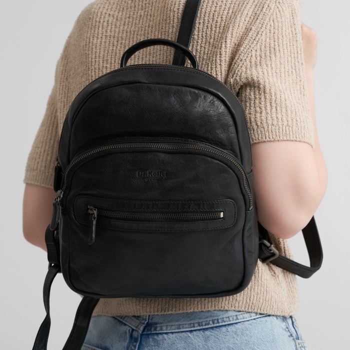 b402825-248-04 рюкзак для взрослого возраста с изнаночной стороны