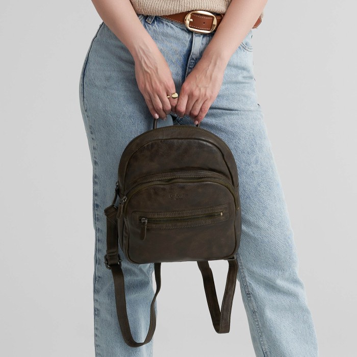 b402825-248-80 рюкзак для взрослого возраста с изнаночной стороны