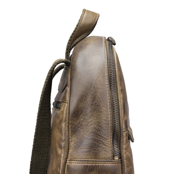 b402826-248-80 рюкзак по цене 27500 руб вид справа