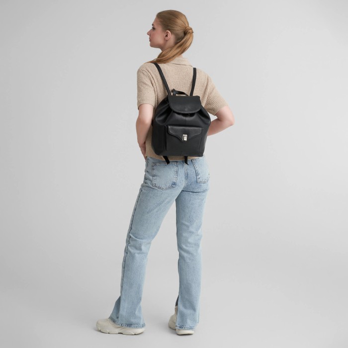 b402828-154-04_77 рюкзак для взрослого возраста с изнаночной стороны