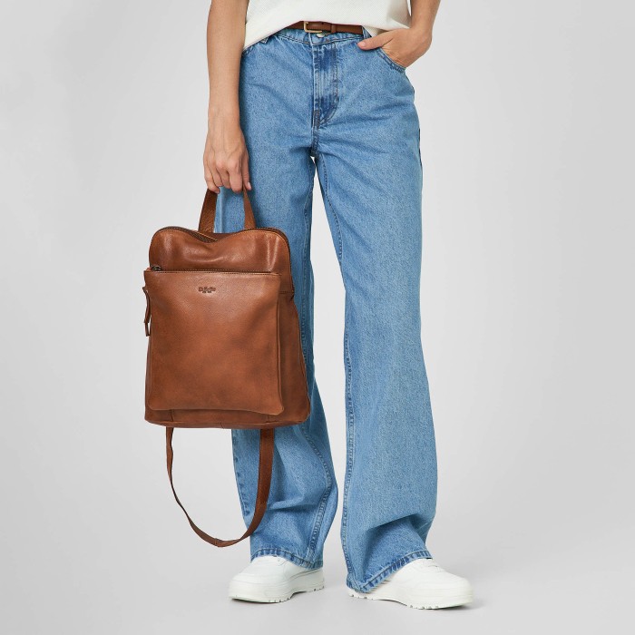 b402830-110-05 рюкзак для взрослого возраста с изнаночной стороны