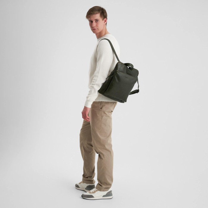 b402830-110-80 рюкзак повседневного стиля с лицевой стороны