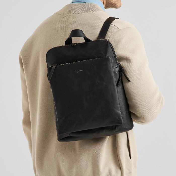 b402830-111-04 рюкзак от бренда dr.koffer вид слева