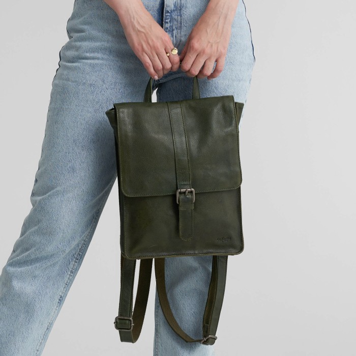 b402837-110-80 рюкзак из америки вид сбоку