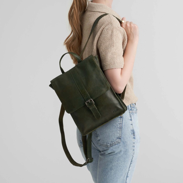 b402837-110-80 рюкзак для взрослого возраста с изнаночной стороны