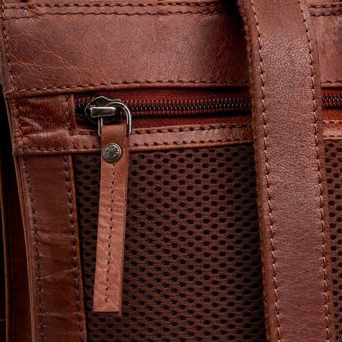 b402837-111-05 рюкзак по цене 19500 руб вид справа