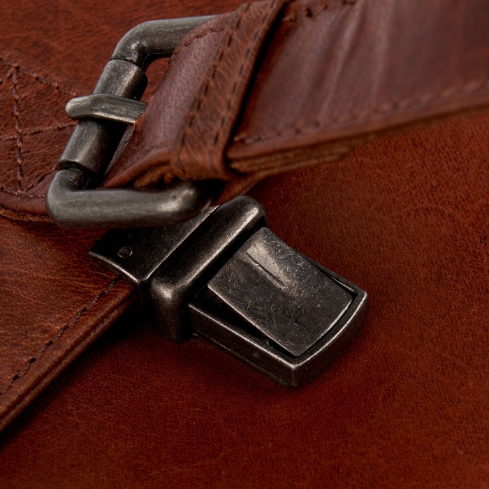 b402837-111-05 рюкзак из америки вид сбоку