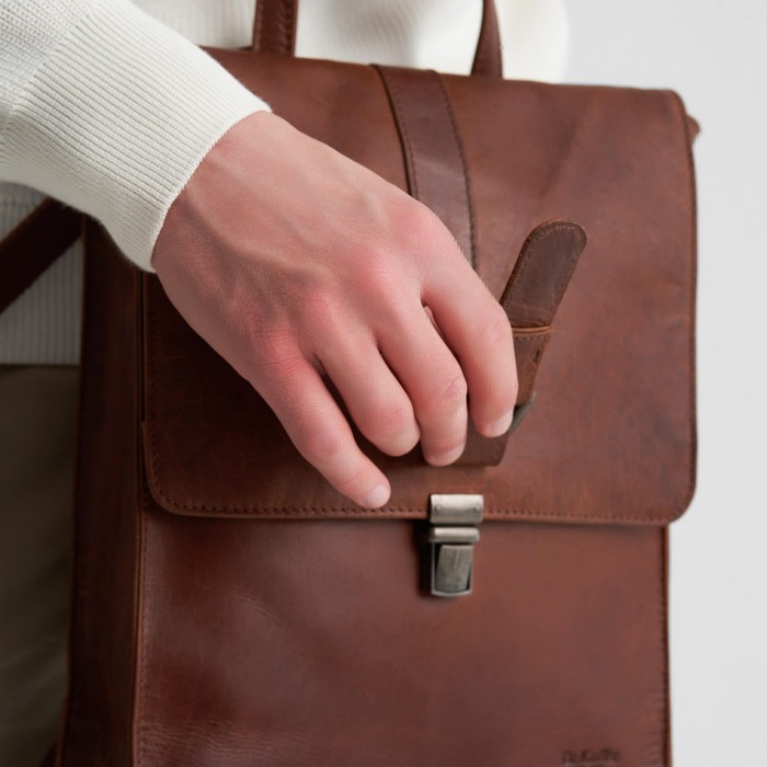 b402837-111-05 рюкзак повседневного стиля с лицевой стороны