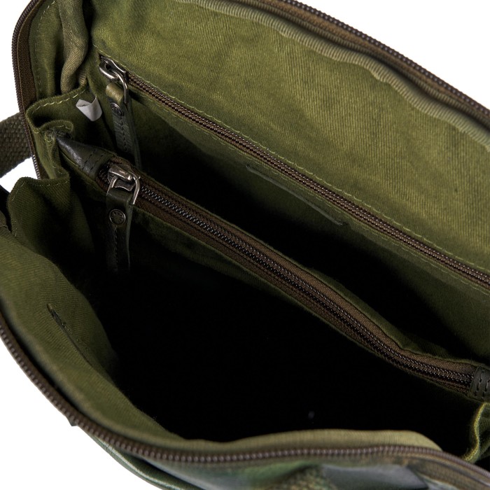 b402842-110-80 рюкзак из америки вид сбоку