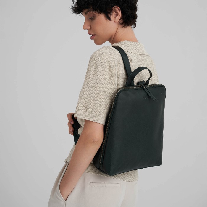 Продукция для женщин фото